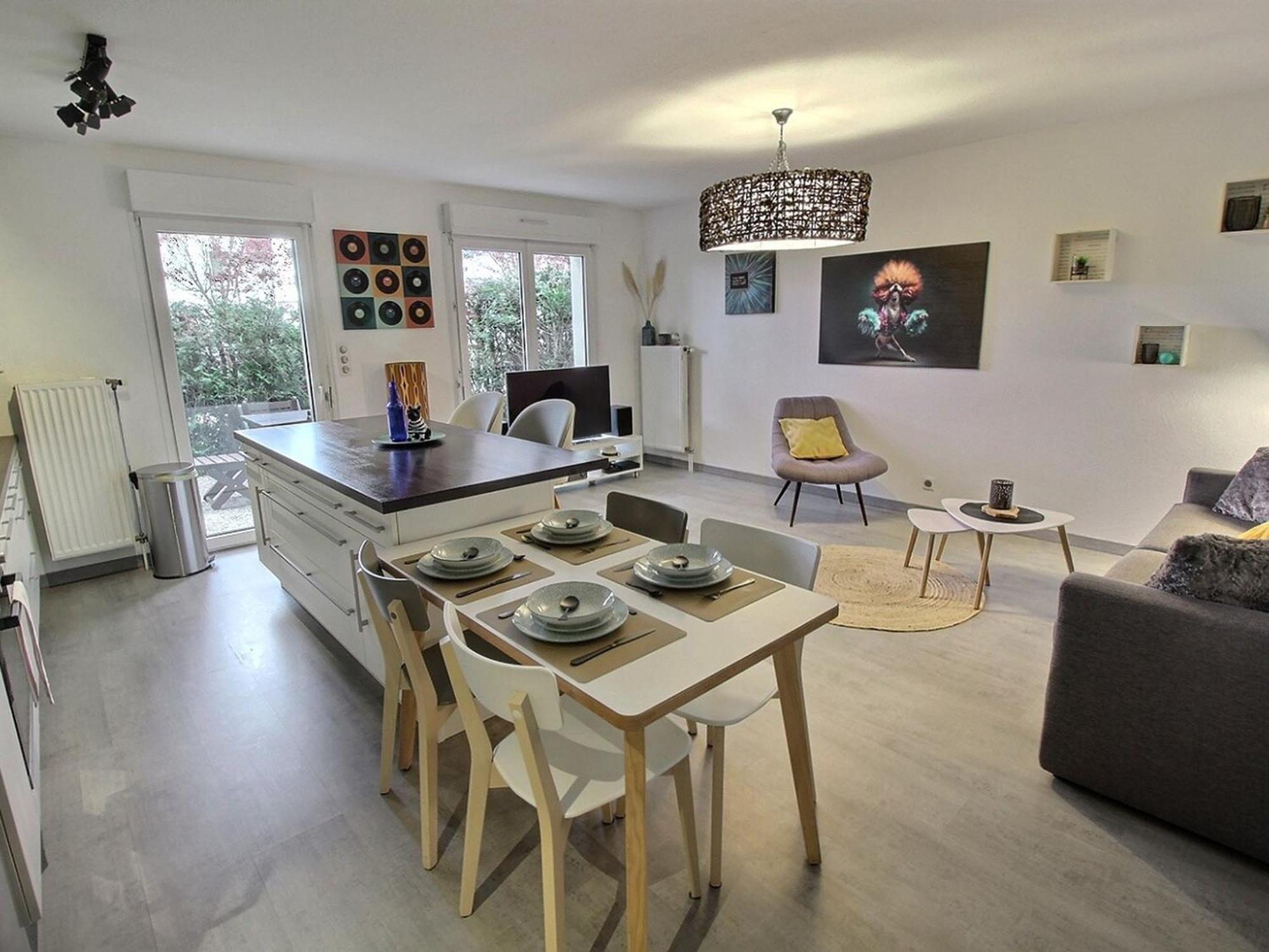 Charmant Appart Avec Garage Et Terrasse Au Coeur De Colmar, Pres De La Route Des Vins D'Alsace - Fr-1-722-6 Extérieur photo